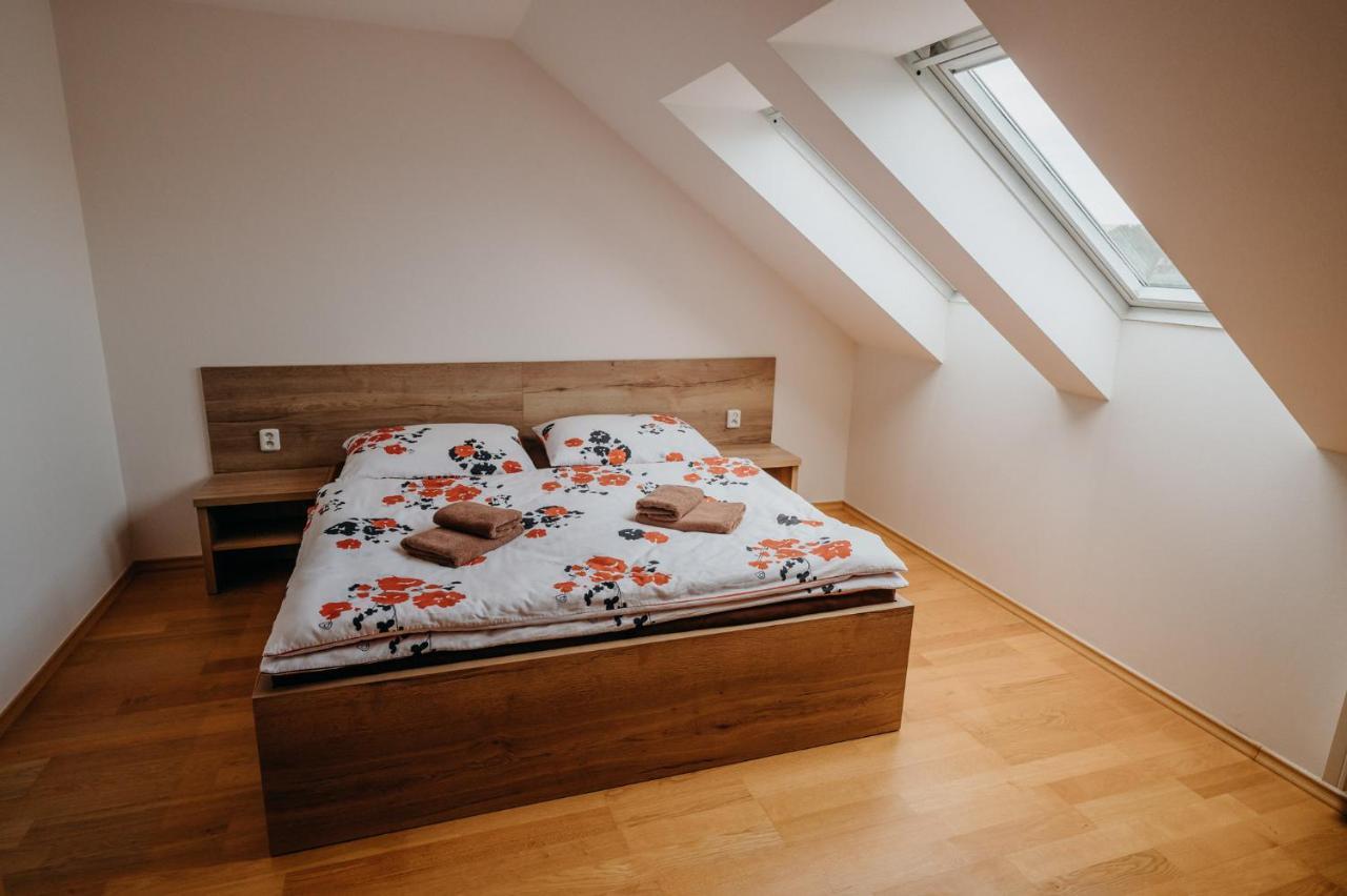 Apartmany Straznice *