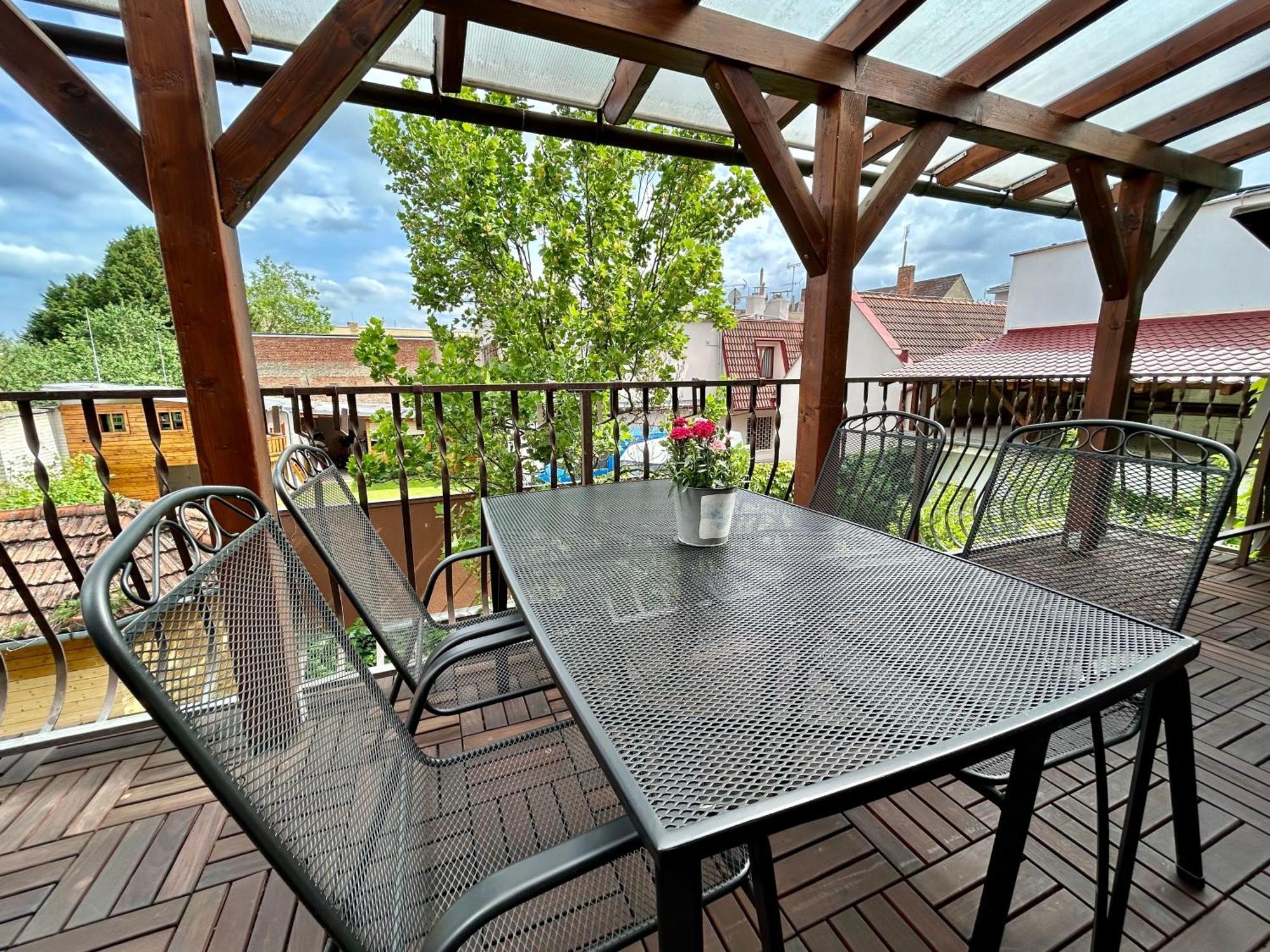 Apartmany Straznice Apartment *